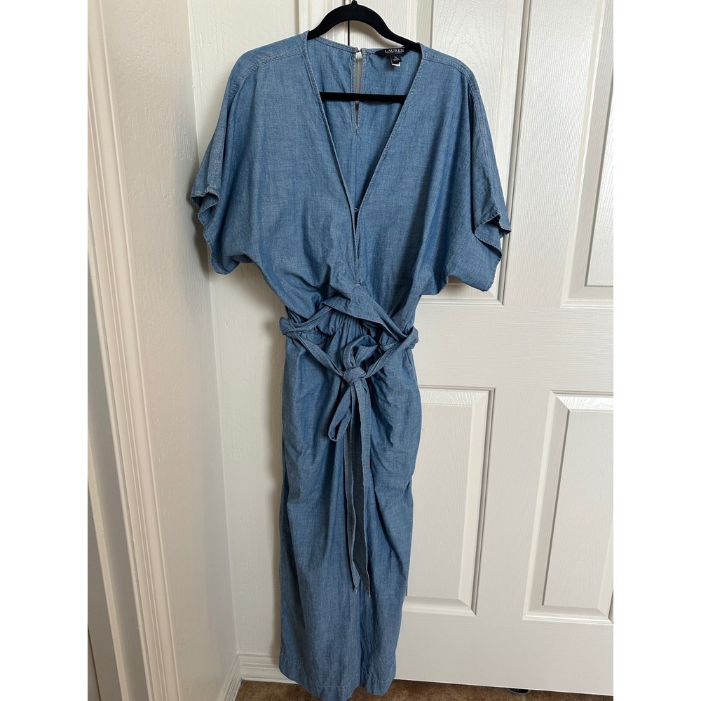 Lauren Ralph Lauren‎ Chambray Wide Leg Jumpsuit Belted V Neck Women Size 14 - Picture 2 of 9